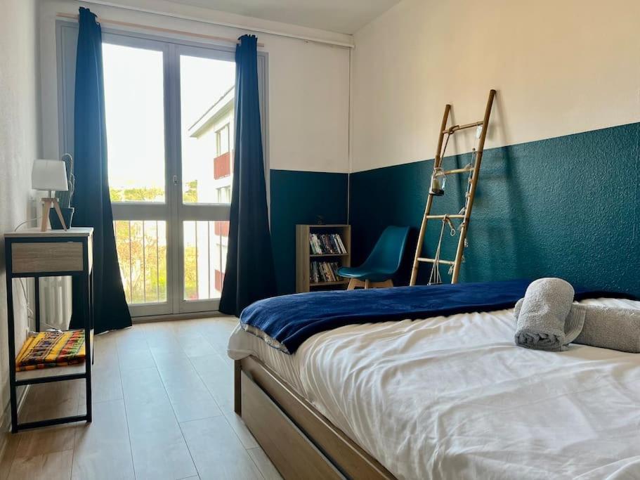 Apartament Le P'Tit Anatole - Joli T2 Avec Parking Poitiers Zewnętrze zdjęcie